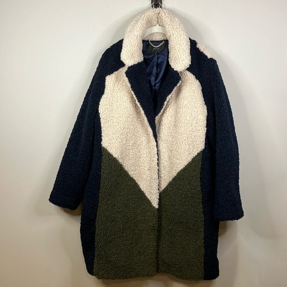 J Crew colorblock Sherpa coat - Picture 3 of 10